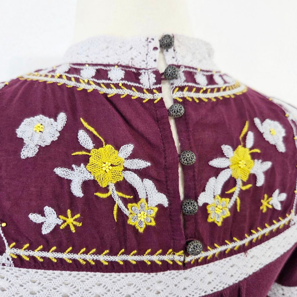 Free People Cozy on Up embroidered peasant top berry wine red purple women large - Picture 5 of 9
